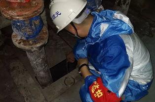 吃瓜必须抖腿,解锁夏日清凉新姿势